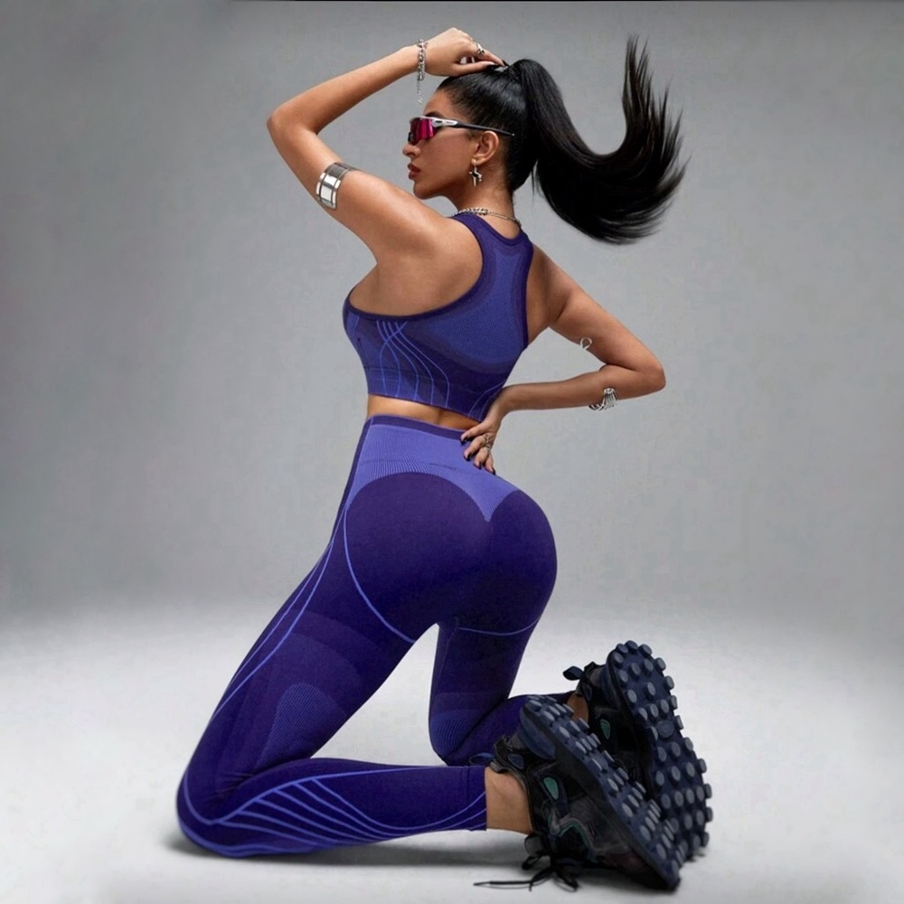 SHEIN INNOVISTA Seamless 3D Jacquard Sports Bra